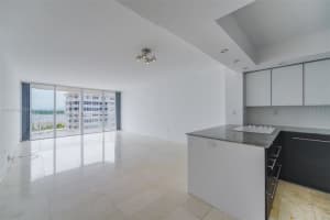 18071 Biscayne Blvd APT 1803, Aventura, FL 33160, Sold 12/05/23