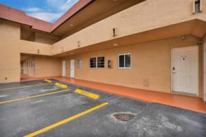 9950 N Kendall Dr Apt 414-4, Miami, FL 33176, Sold 11/17/23