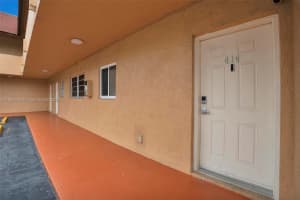 9950 N Kendall Dr Apt 414-4, Miami, FL 33176, Sold 11/17/23