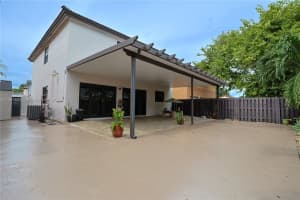 19711 NW 86th Ave, Hialeah, FL 33015, Sold 11/14/23