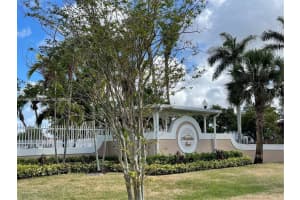 8312 NW 201st St, Hialeah, FL 33015, Sold 02/20/24