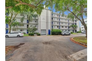8560 N Sherman Cir APT 403, Miramar, FL 33025, Sold 11/15/23