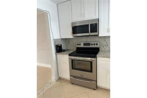 2998 Sunrise Lakes Dr E APT 417, Sunrise, FL 33322, Sold 12/04/23