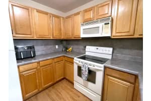 328 NW 46th St, Pompano Beach, FL 33064, Sold 11/06/23