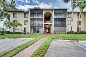 201 Foxtail Dr APT B1, Greenacres, FL 33415, Sold 11/02/23