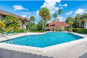 9404 SW 77th Ave APT M8, Miami, FL 33156, Sold 11/30/23