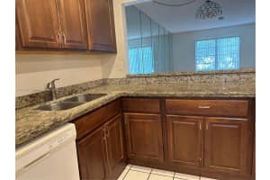 8121 SW 24th Ct APT 204, Davie, FL 33324, Sold 12/02/24