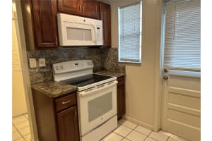 8121 SW 24th Ct APT 204, Davie, FL 33324, Sold 12/02/24