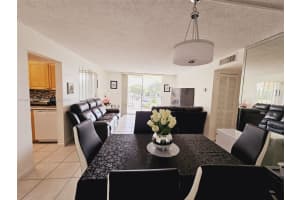 9310 Fontainebleau Blvd APT 302, Miami, FL 33172, Sold 04/23/24