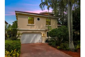 11695 NW 2nd St, Plantation, FL 33325, Sold 11/29/23