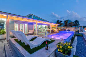 250 Lower Matecumbe Rd, Key Largo, FL 33037, Sold 01/17/24