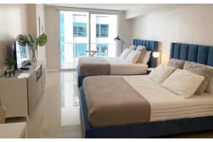 1200 Brickell Bay Dr APT 1616, Miami, FL 33131, Sold 12/18/23