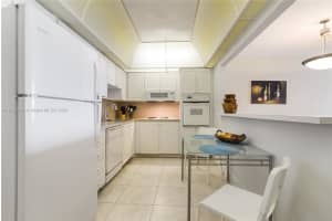 19380 Collins Ave APT 619, Sunny Isles Beach, FL 33160, Sold 01/19/24
