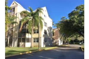 8343 Lake Dr APT 304, Doral, FL 33166, Sold 04/19/24