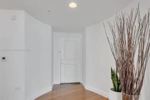 480 NE 30th St APT 2007, Miami, FL 33137, Sold 12/18/23