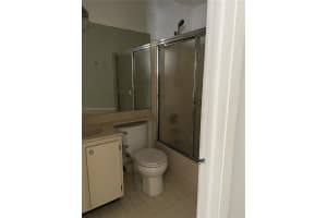 325 Ives Dairy Rd # 325-09, Miami, FL 33179, Sold 12/26/23