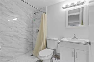7195 NW 179th St APT 105, Hialeah, FL 33015, Sold 03/12/24