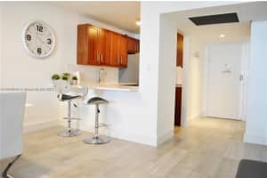 100 Lincoln Rd 435, Miami Beach