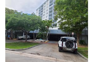 6900 Bay Dr E #9f, Miami Beach, FL 33141, Sold 07/11/24