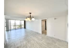 20301 W Country Club Dr APT 1830, Aventura, FL 33180, Sold 01/17/24