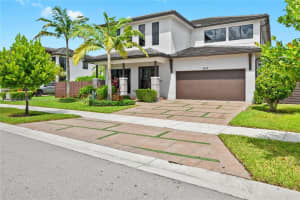 8915 NW 161st Terrace, Miami Lakes, FL 33016, Sold 01/12/24