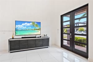 8915 NW 161st Terrace, Miami Lakes, FL 33016, Sold 01/12/24