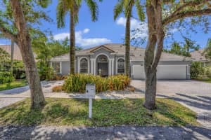 10762 Denver Dr, Hollywood, FL 33026, Sold 01/03/24