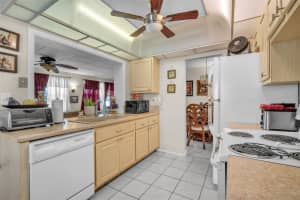 8211 NW 57th Ct, Tamarac, FL 33321, Sold 12/19/23
