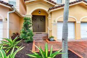 12383 SW 125th St, Miami, FL 33186, Sold 11/13/23