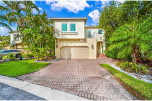 21218 NE 31st Pl, Aventura, FL 33180, Sold 07/11/24