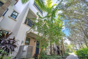 11356 SW 15th St, Pembroke Pines, FL 33025, Sold 02/01/24