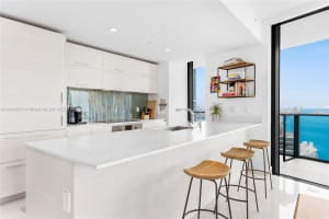 1300 S Miami Ave UNIT 4105, Miami, FL 33130, Sold 03/27/24