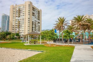 1880 S Ocean Dr, Hallandale Beach, FL 33009, Sold 11/09/23