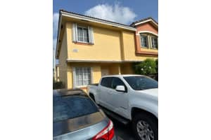 8250 NW 10th St APT 1, Miami, FL 33126, Sold 12/11/23