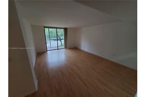 8015 SW 107th Ave APT 201, Miami, FL 33173, Sold 11/30/23