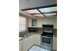 11011 NW 7th St 106 8, Miami, FL 33172, Sold 12/07/23