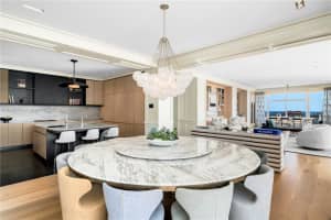 800 South Pointe Dr APT 1504, Miami Beach, FL 33139, Sold 11/29/23