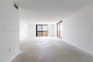 600 Biltmore Way APT 820, Coral Gables, FL 33134, Sold 01/25/24