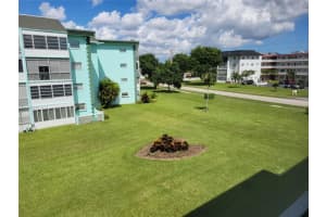 4401 NW 41st St APT 307, Lauderdale Lakes, FL 33319, Sold 05/01/24