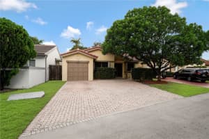 10052 SW 147th Pl, Miami, FL 33196, Sold 11/15/23