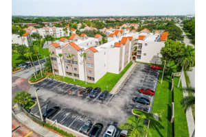 6045 NW 186th St APT 320, Hialeah, FL 33015, Sold 11/20/23