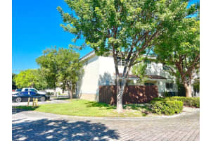 14116 SW 260th St APT 106, Homestead, FL 33032, Sold 02/09/24