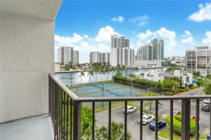 1000 Parkview Dr APT 612, Hallandale Beach, FL 33009, Sold 11/27/23