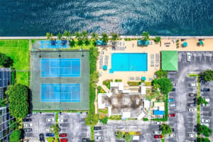 800 Parkview Dr APT 326, Hallandale Beach, FL 33009, Sold 06/07/24