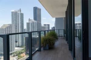 68 SE 6th St Apt 2503, Miami, FL 33131, Sold 11/13/23
