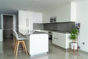 68 SE 6th St Apt 2503, Miami, FL 33131, Sold 11/13/23