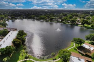 301 Cambridge Rd APT 303, Hollywood, FL 33024, Sold 03/07/24