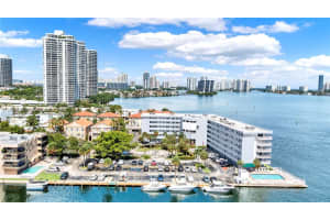 4000 NE 170th St APT 101, North Miami Beach, FL 33160, Sold 04/25/24