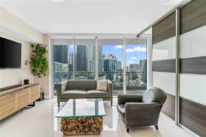 92 SW 3rd St APT 2104, Miami, FL 33130, Sold 01/16/24