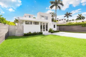 277 N Coconut Ln, Miami Beach, FL 33139, Sold 01/14/25